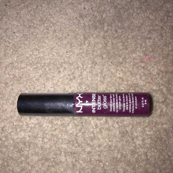 NYX intense butter gloss - Picture 3 of 3
